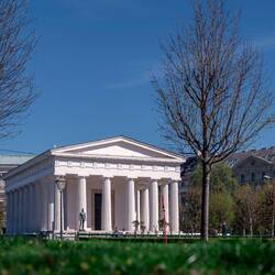 "Theseustempel" im Volksgarten