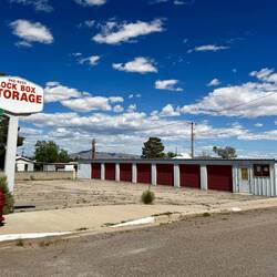 Self-Storage ist ein extrem typisches, weit verbreitetes Phänomen in den USA.