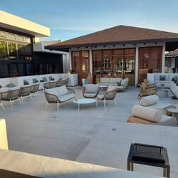 ...schöne Sitzgelehenheiten um zu chillenn