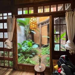 Haben wir einen Garten im Badezimmer oder ist das Bad im Garten?!