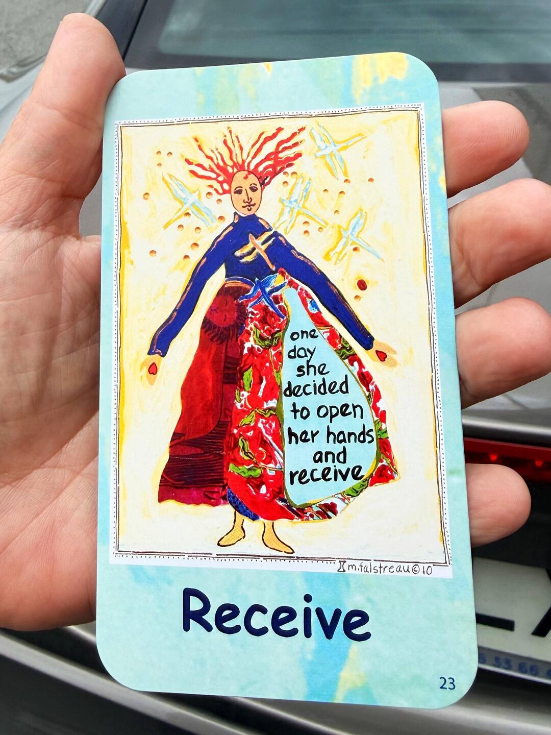 My friend Caroline gave me this card. I really like it. 💜