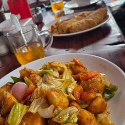 Erstmal Mittagessen!
