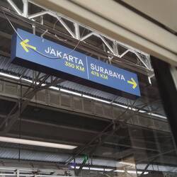 Die Hälfte der Strecke ist geschafft, wir wollen nur nach Yogyakarta. Surabaya ist später dran