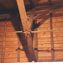 Und in echt, nur gezapft, nicht genagelt.