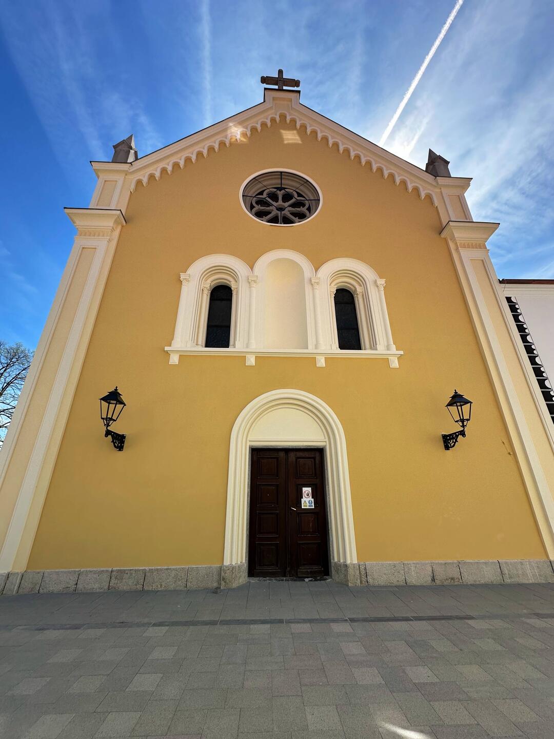 Kirche der Heiligen Dreifaltigkeit und Franziskanerkloster