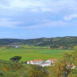 Dort hinter geht es morgen...