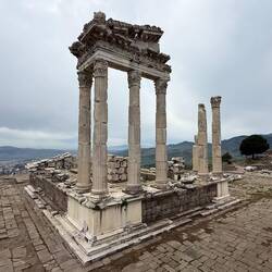 Acropole, Bergama