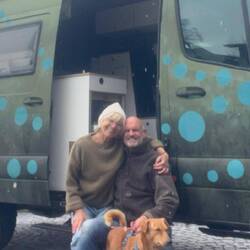 6 months together, on 4m2. That is a miracle