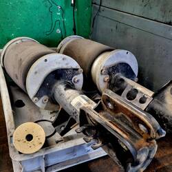 Der Grund für diesen geschenkten Frühlingstag: die beiden defekten Federbälge! 😉