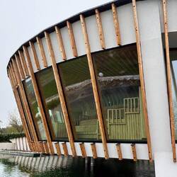 Das Kenshō Spa mit Blick in die Natur