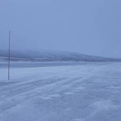der Weg über den See