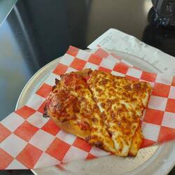 10 Dollar, rechts oben Teile meiner Kamera zum Größenvergleich.