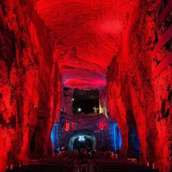 Beeindruckende 120 m lang und 22 m hoch