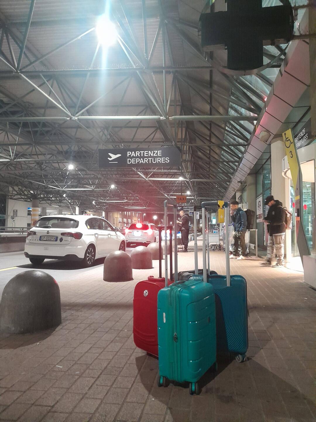 Ore 4:00 aeroporto di Caselle