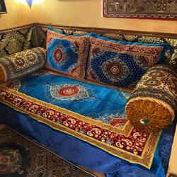 Leider darf man sich auf dieses Sofa nicht hinsetzen!