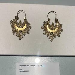 Solche Ohrringe hätten Regine auch gefallen! Stadtmuseum von Cáceres