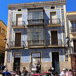 Dieses Haus kann man kaufen! Was es wohl kostet?