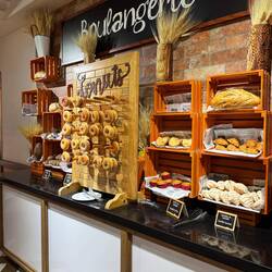 Bakery area of buffet 🥯