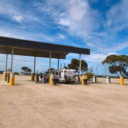 Mundrabilla Roadhouse