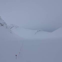 der Blick zurück zum Tjäktja-Pass