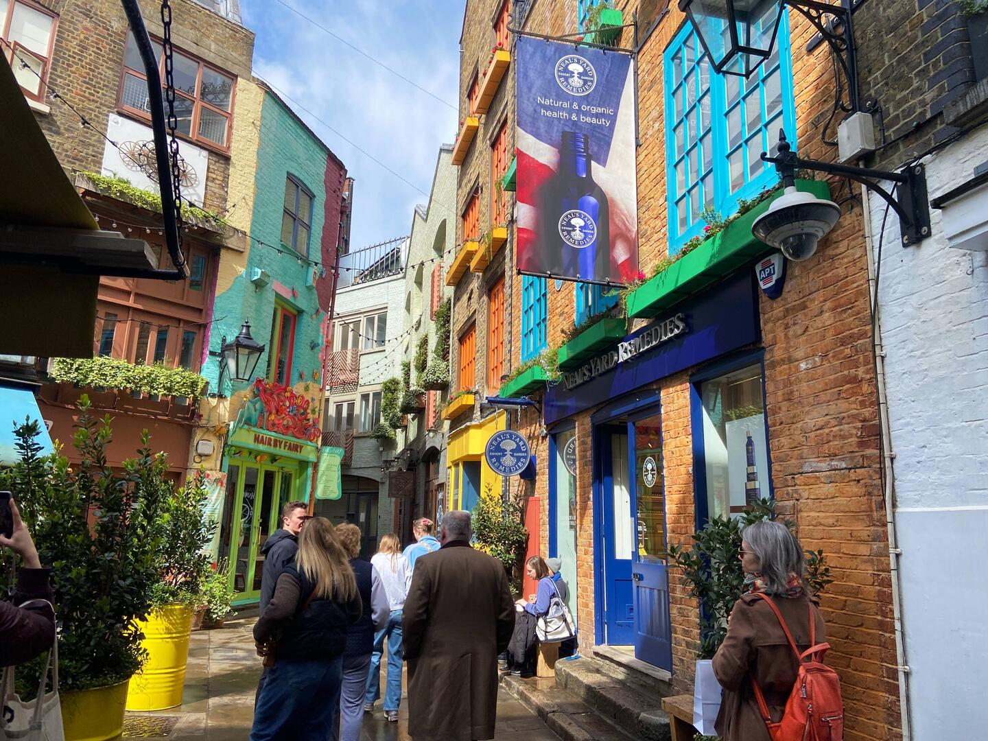 Neal’s Yard: Dieser versteckte, extrem farbenfrohe Innenhof ist ein absoluter „Instagram-Hotspot“