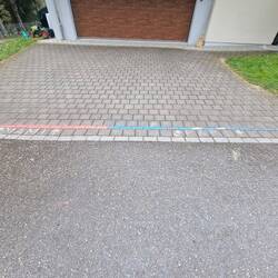 Papa hat hier wohl das grössere Auto