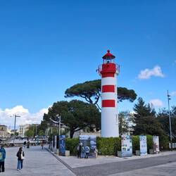Le Phare Rouge du Vieux-port