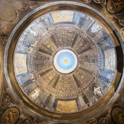 Coupole de l'église Romane