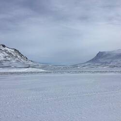 am Stuor-Jierta öffnet sich ein weites Gletschertal