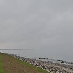 Noch ist grau in grau...