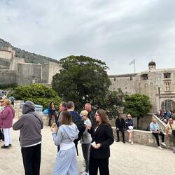 Blick von vor dem Pile-Tor auf den höchsten Punkt der Festung, den Minceta-Turm