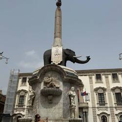 "U Lietru" – Seit 1239 ist der Elefant das offizielle Symbol der Stadt – Superfant!