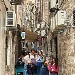 5 . Gasse vom Pile-Tor aus nach Norden