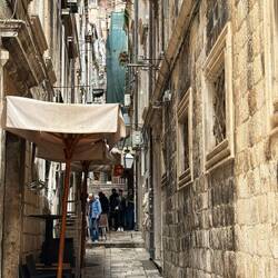 3 . Gasse vom Pile-Tor aus nach Norden