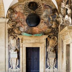 Memorial dedicated to the Fornasari Brothers, both of whom lectured at the university.