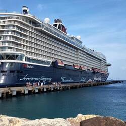 Erstmal wieder zurück aufs Schiff,Ausflug wurde auf Nachmittag verschoben