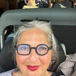 Johnny Controlletti Sitz!