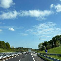 Blauer Himmel und Sonne!