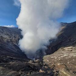 Blick in den Krater des Bromo