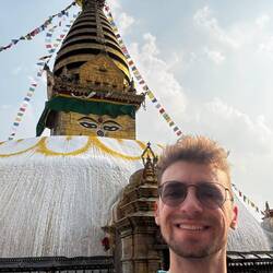 Pour arriver au Swayambunath (स्वयम्भू महाचैत्य pour les népalais entre vous)