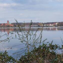 Der Ratzeburger Dom und direkt daneben die Jugendherberge