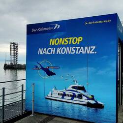 Am Fährhafen in Friedrichshafen