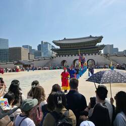 Wachwechsel. Sehr spannend!