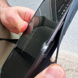 Aus dem Zug gefallenes Handy