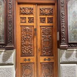 Und immer wieder schöne Haustüren...