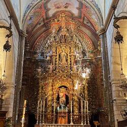 Kathedrale San Juan Bautista: Hauptaltar mit viel Gold