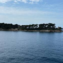 Ausfahrt aus dem Hafen