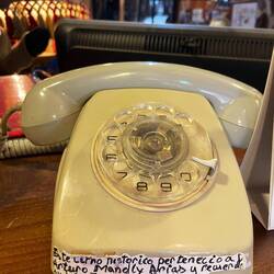 Welches Kind weiß heute noch, was eine Wählscheibe ist?!!