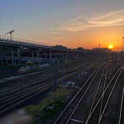 Et même dans les endroits hostiles, les couchers de soleil sont splendides