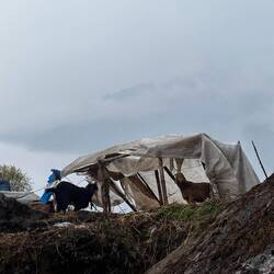 Hâte de voir demain quels sont les montagnes qui se profilent en arrière plan